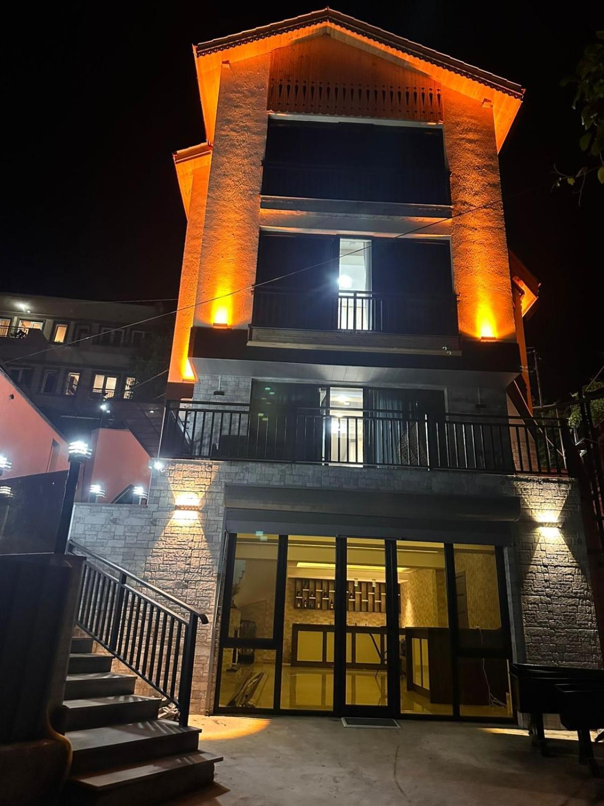 Chanko Hotel Borjomi Ngoại thất bức ảnh